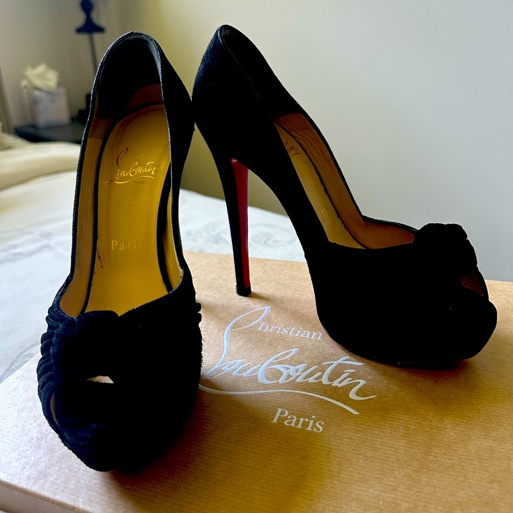 Christian Louboutin Elegant Black Heels with Red Soles